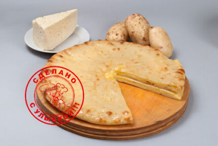 Осетинский пирог с сыром и картошкой